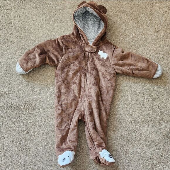 Just One You Baby Teddy Bear 🧸 Onesie, 9 Months, Soft & Warm - Picture 1 of 6